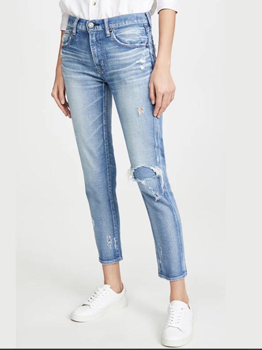 Moussy Vintage Ankle Length Factory Distressed Tapered Leg Light Wash Jeans 31